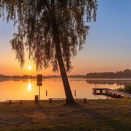 Gluecksraum - Modernes Apartment Mit Panoramablick, Kamin & Wohlfuehlambiente Krakow am See Eksteriør billede