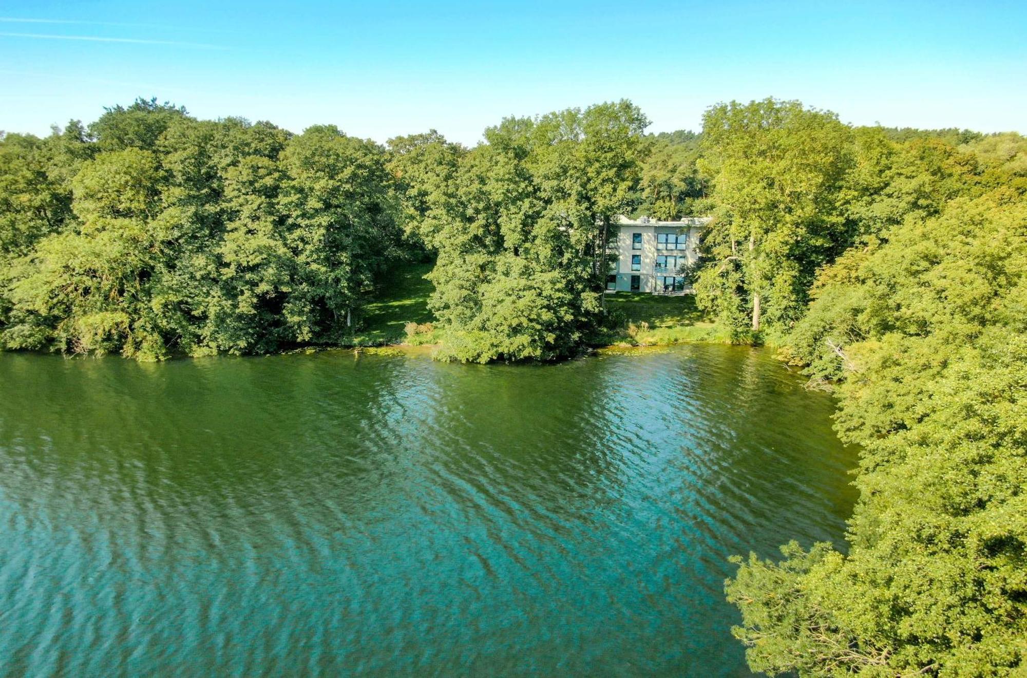 Gluecksraum - Modernes Apartment Mit Panoramablick, Kamin & Wohlfuehlambiente Krakow am See Eksteriør billede